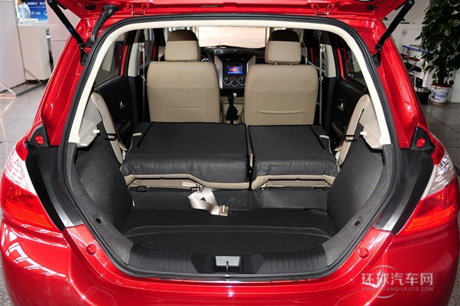 2013款 1.6L 手動(dòng)北斗導(dǎo)航版