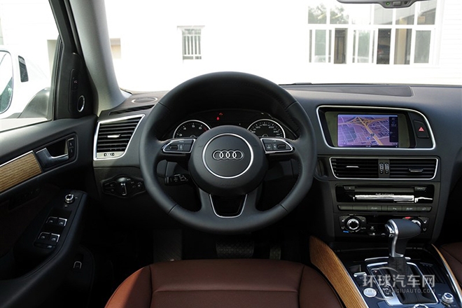 2013款 40 TFSI 豪華型