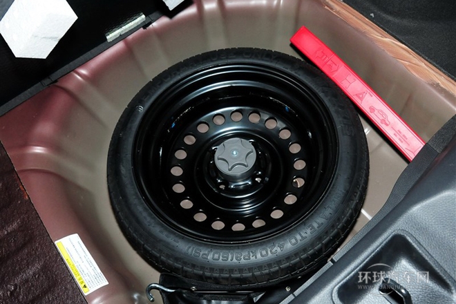 2013款 1.6L 自動豪華版