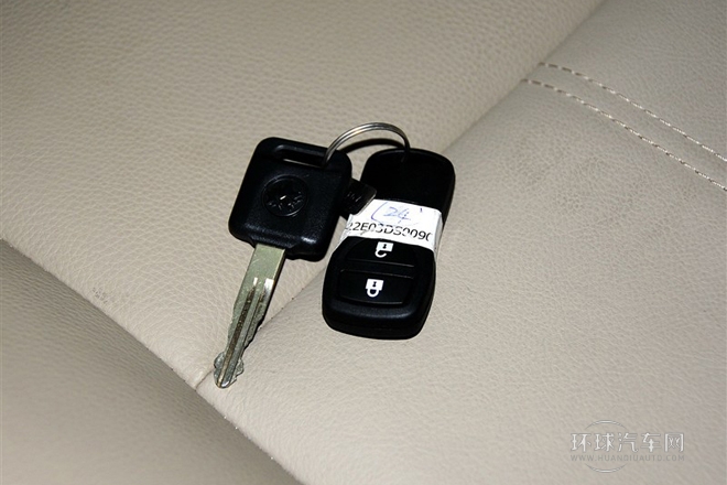 2013款 1.6L 自動豪華版