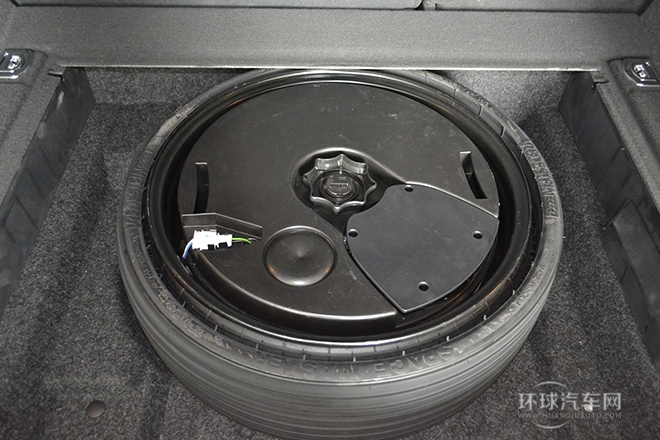 2013款 40 TFSI 豪華型