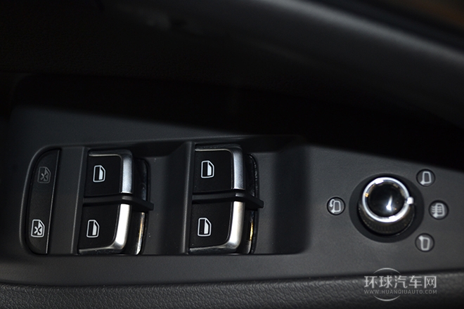 2013款 40 TFSI 豪華型