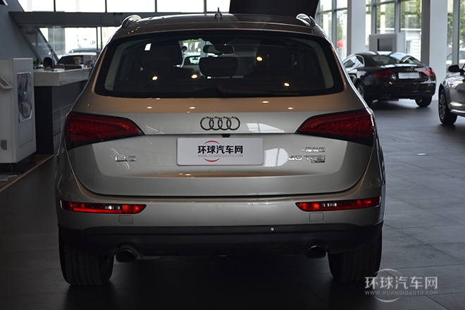 2013款 40 TFSI 豪華型