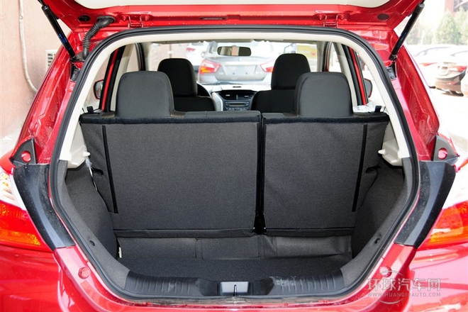 2013款 1.6L 自動時尚版