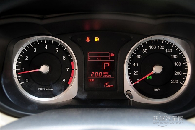 2013款 1.6L 自動時(shí)尚版