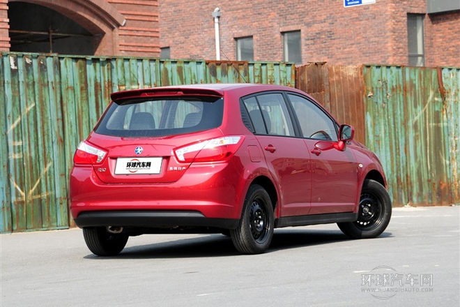 2013款 1.6L 自動(dòng)時(shí)尚版