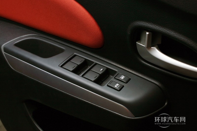 2014款 1.6L 自動精彩版