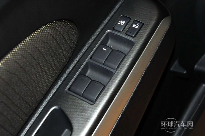 2013款 1.6L 手動北斗導(dǎo)航版