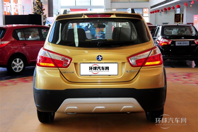 2013款 1.6L 手動(dòng)北斗導(dǎo)航版