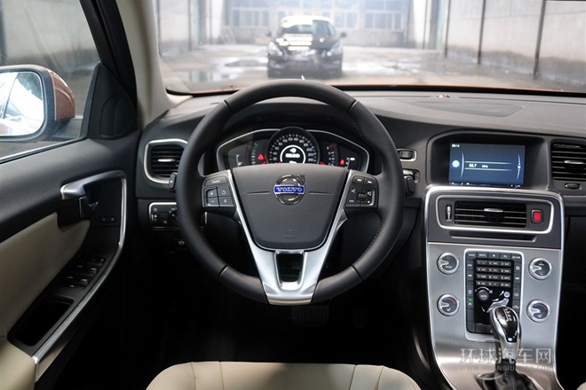 2015款2.0T手自一體智遠(yuǎn)版