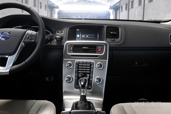 2015款2.0T手自一體智遠版