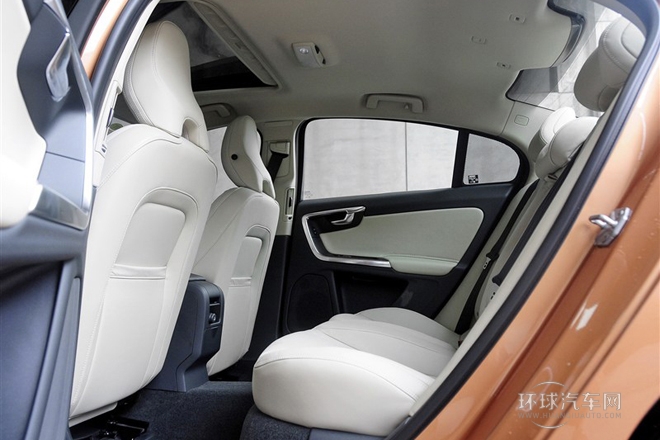 2015款2.0T手自一體智遠(yuǎn)版