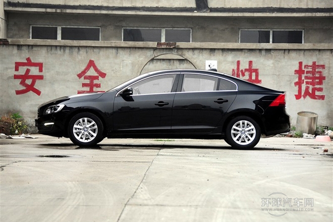 2015款2.0T手自一體智進版