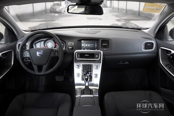 2015款2.0T手自一體智進版