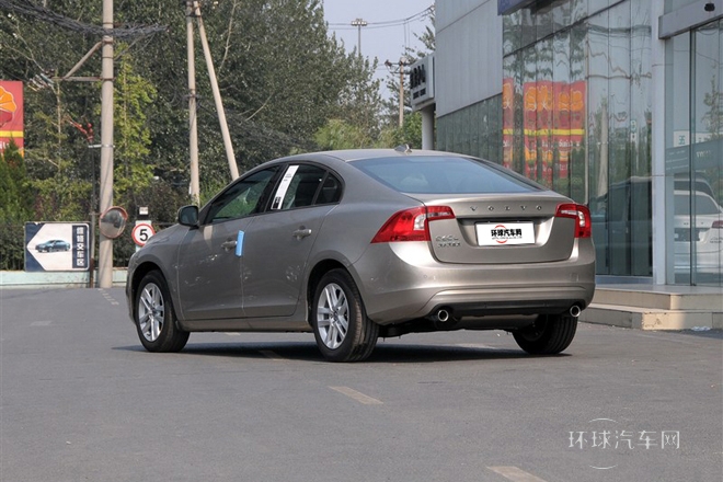 2015款2.0T手自一體智行版