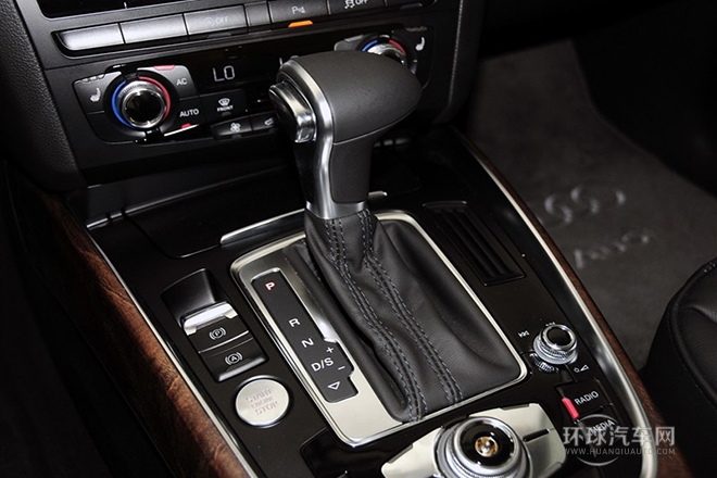 2013款 40 TFSI 舒適型