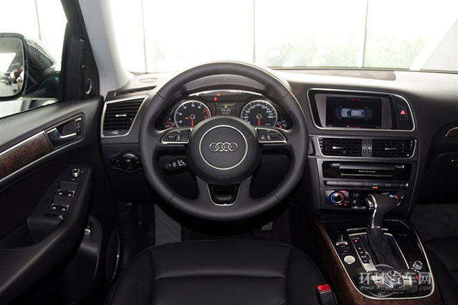 2013款 40 TFSI 舒適型