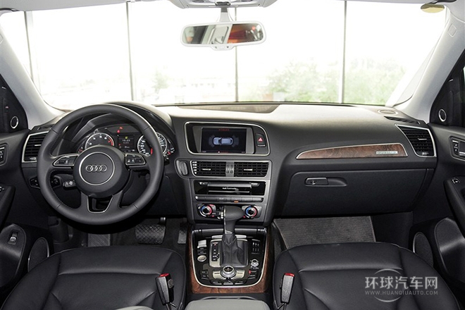 2013款 40 TFSI 舒適型