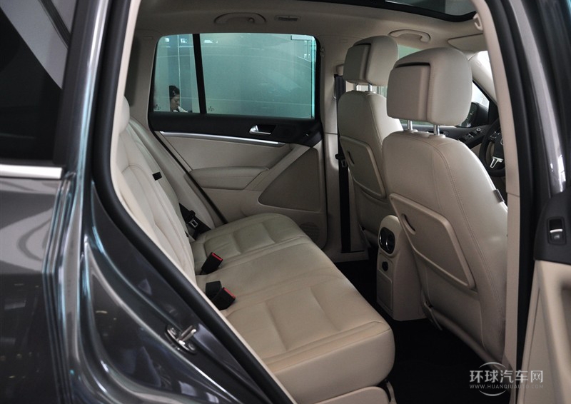 2012款 2.0TDI 舒適版