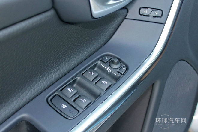 2014款3.0T T6智尚版