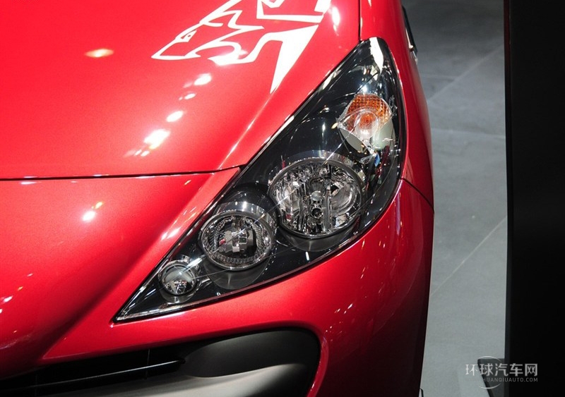 2013款 CROSS 1.6L 手動馭樂型