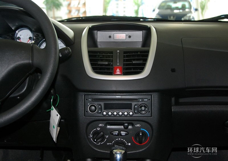 2011款 兩廂 1.6L 自動馭樂版