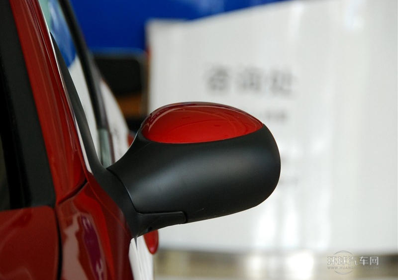 2011款 兩廂 1.6L 自動(dòng)馭樂版