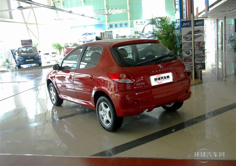 2011款 兩廂 1.6L 自動馭樂版