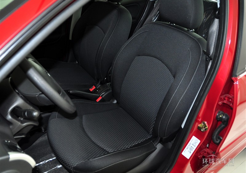 2011款 三廂 1.6L 手動馭樂版