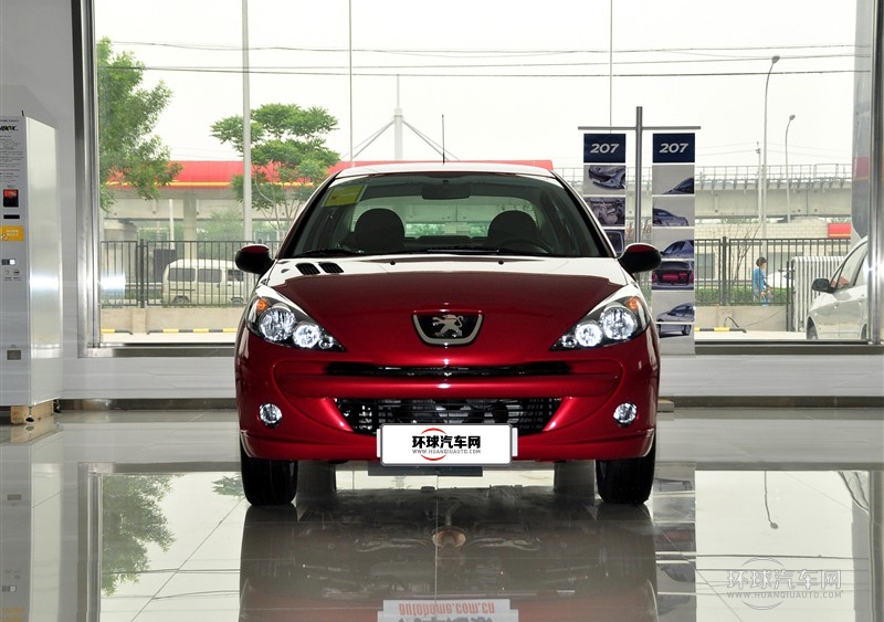 2011款 三廂 1.6L 手動馭樂版