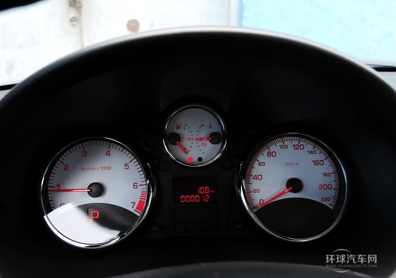 2011款 三廂 1.6L 自動馭樂版