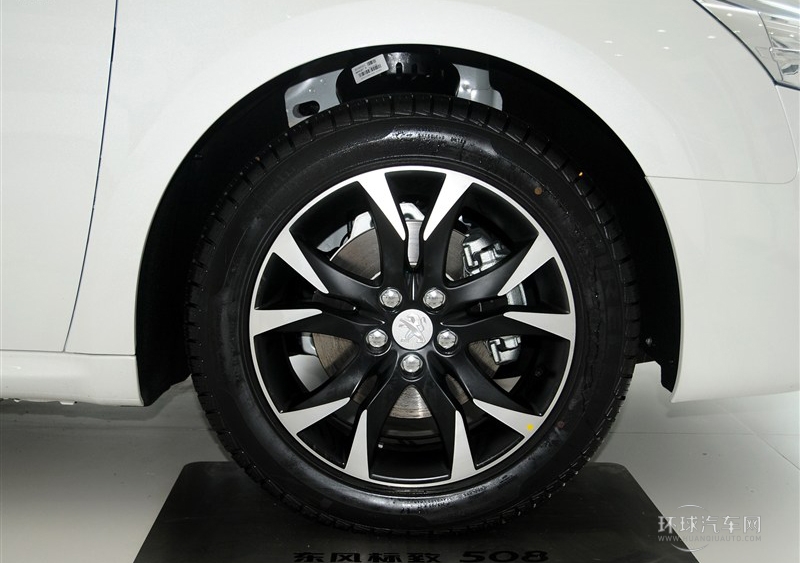 2013款 2.0L 兩周年紀念 自動智享版