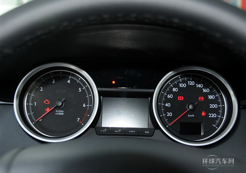 2013款 2.0L 兩周年紀念 自動智享版