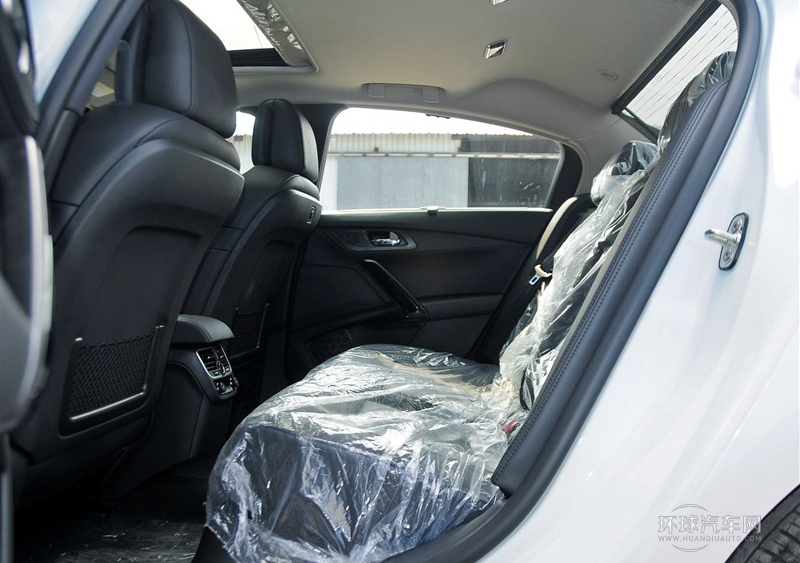 2013款 2.3L 兩周年紀(jì)念 自動旗艦版