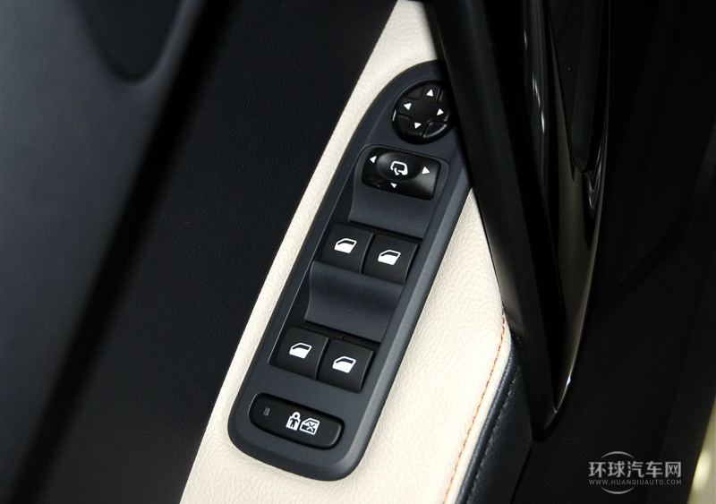 2013款 2.3L 羅蘭·加洛斯版