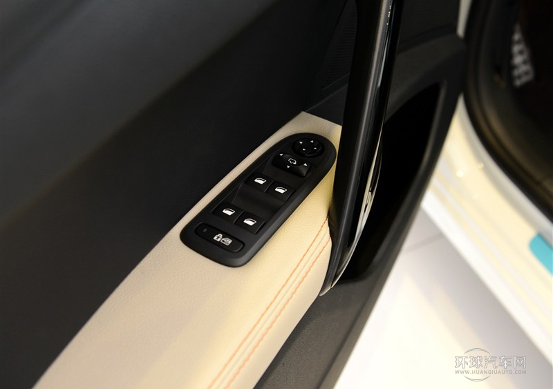 2014款 2.3L 羅蘭·加洛斯版