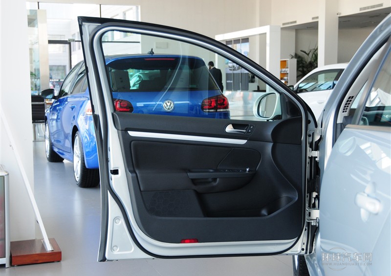 2011款 1.4TSI 舒適旅行版