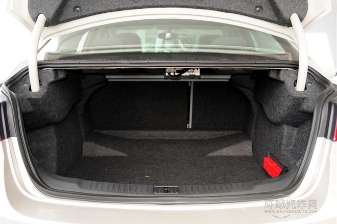 2014款 2.0L 自動豪華版