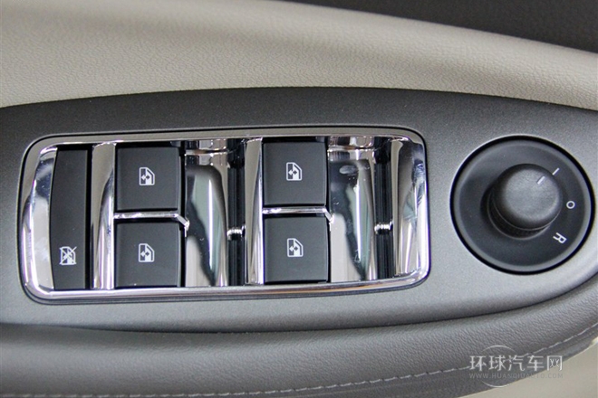 2014款 2.0L 自動舒適版