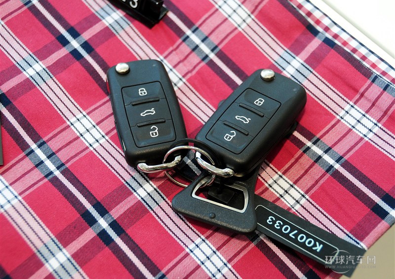 2012款 1.4TSI 舒適敞篷版