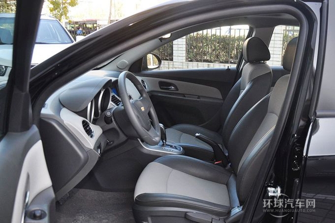 2014款 2.4L 7座旗艦版
