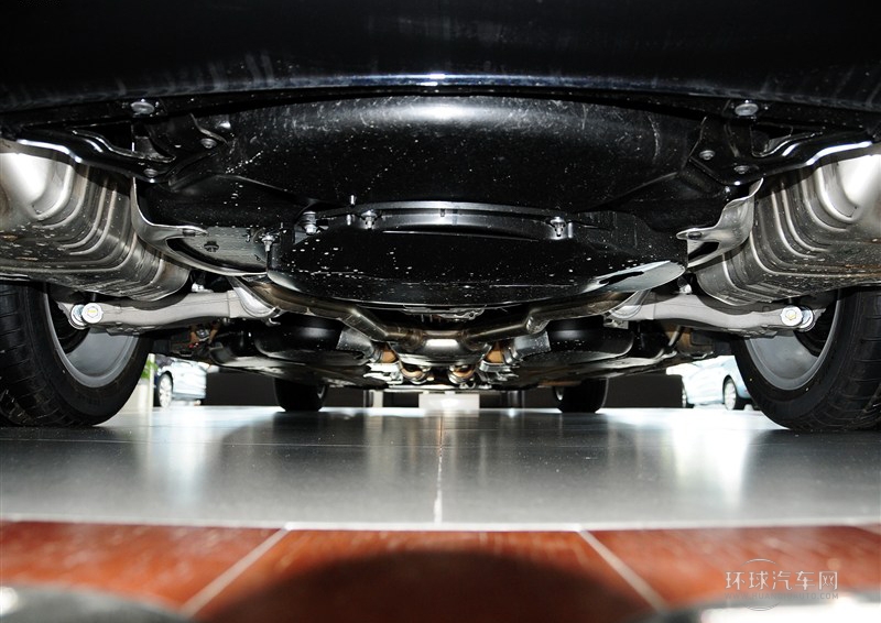 2012款 3.0L 行政型