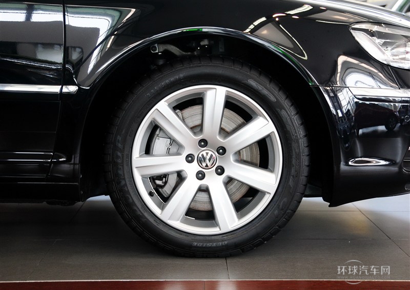 2012款 3.0L 行政型