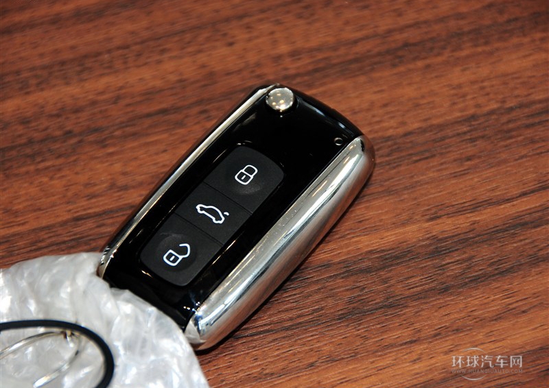 2012款 3.0L 商務型