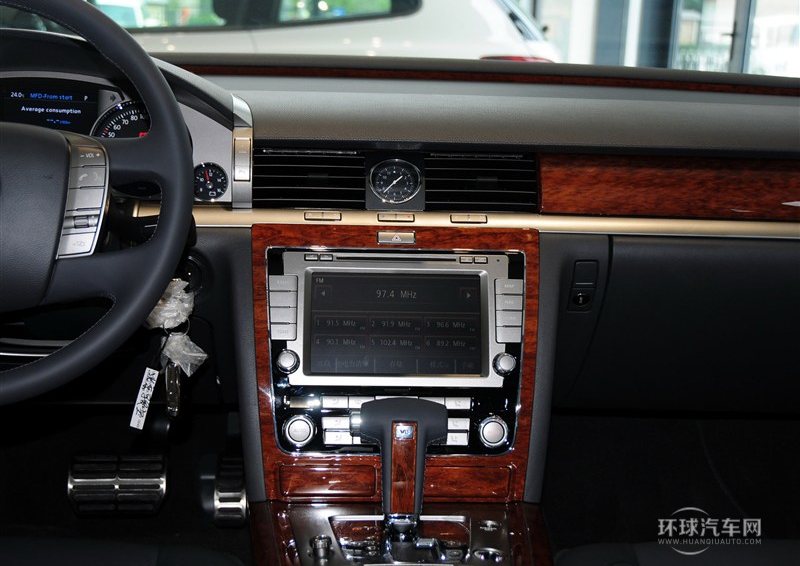 2012款 3.0L 商務型