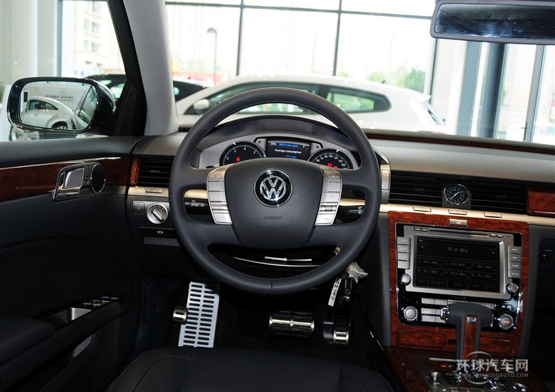 2012款 3.0L 商務(wù)型