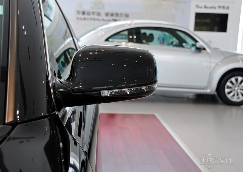 2012款 3.0L 商務型