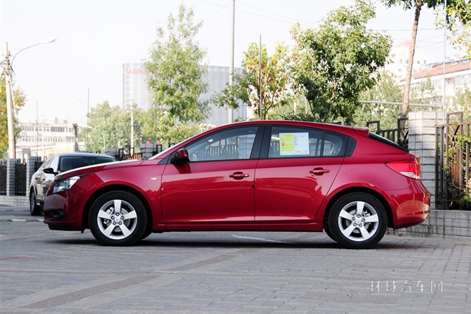 2013款 掀背 1.6L 手動(dòng)豪華型