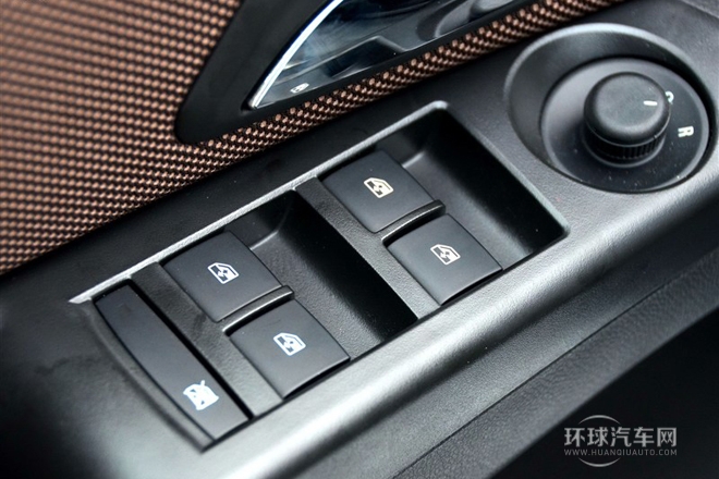 2013款 掀背 1.6L 自動豪華型