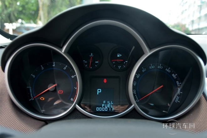 2013款 掀背 1.6L 自動豪華型